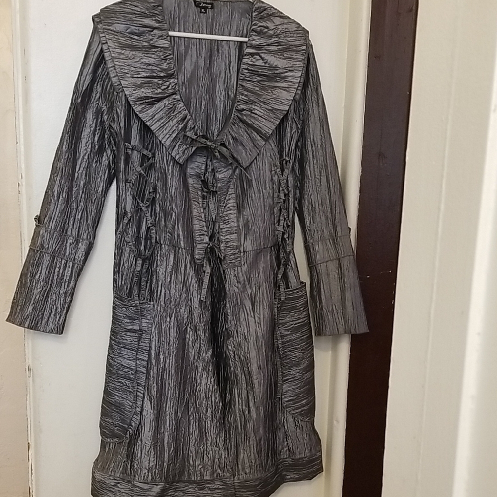 Women's Corrugated Gray Trench Coat